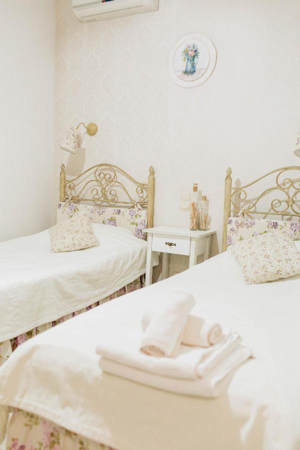 Lambert Hotel แบรฮอฟ ภายนอก รูปภาพ