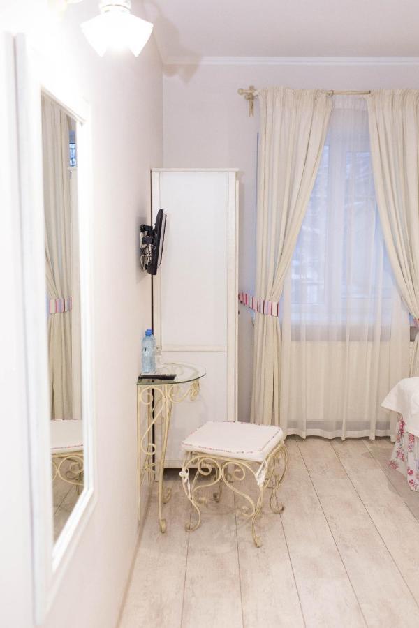 Lambert Hotel แบรฮอฟ ภายนอก รูปภาพ